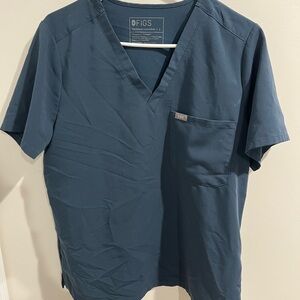 FIGS Women’s Dark Harbor Top and High waisted joggers